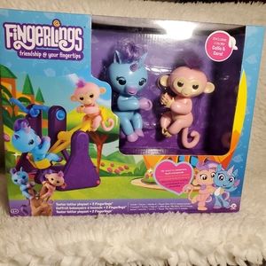 Fingerlings Callie and Coral Playset